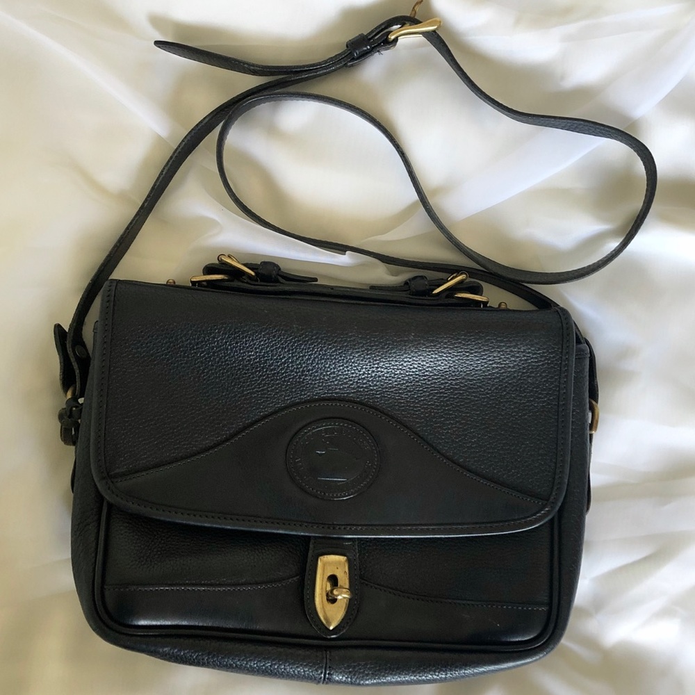 Excellent Dooney & Bourke Black Pebble Leather Bag